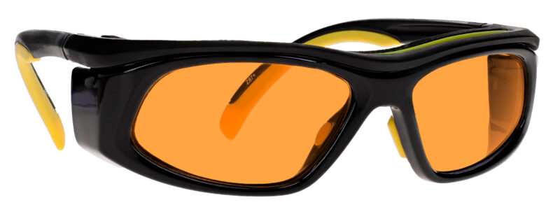 Phillips_Safety-206-yellow-and-black_with_black_side_shields-angleright_W570
